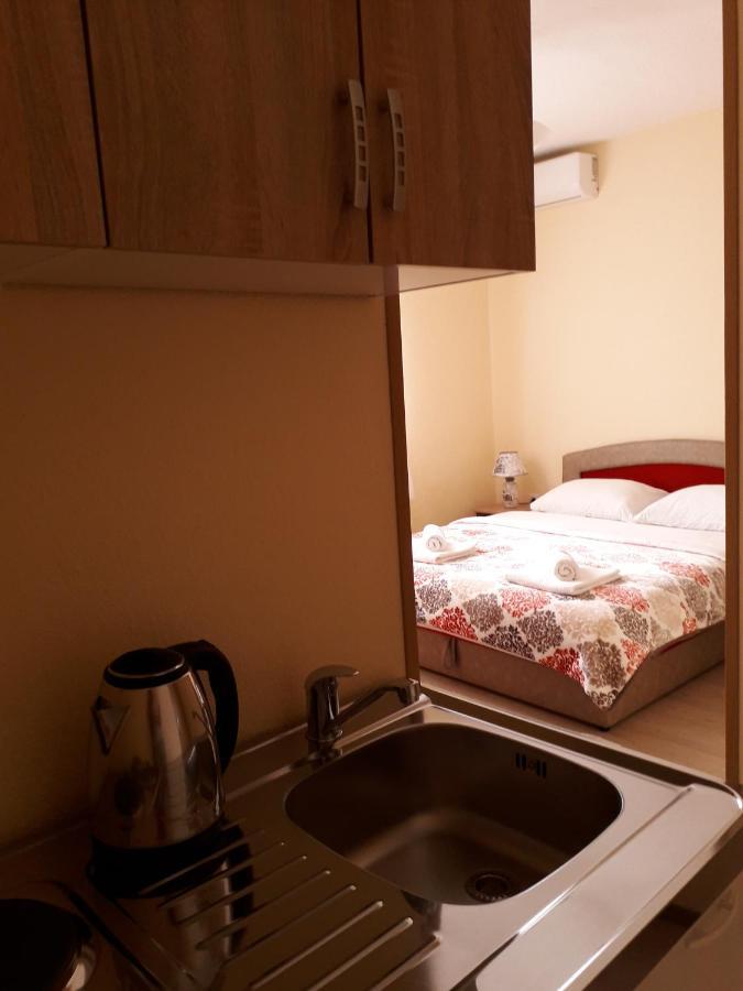 Apartmani Sara 트레빈예 외부 사진
